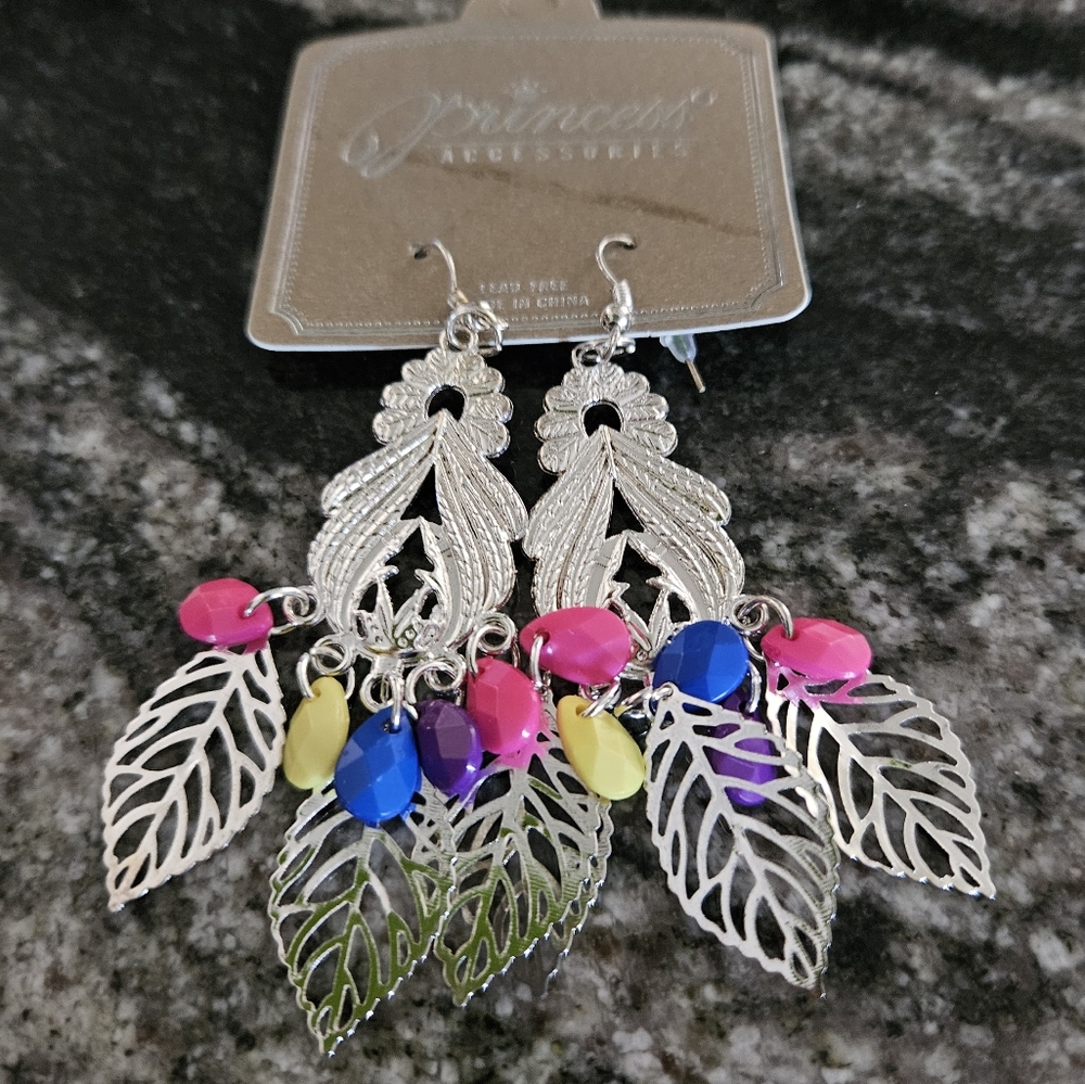 Boho Leaf 🍃 Dangle Earrings